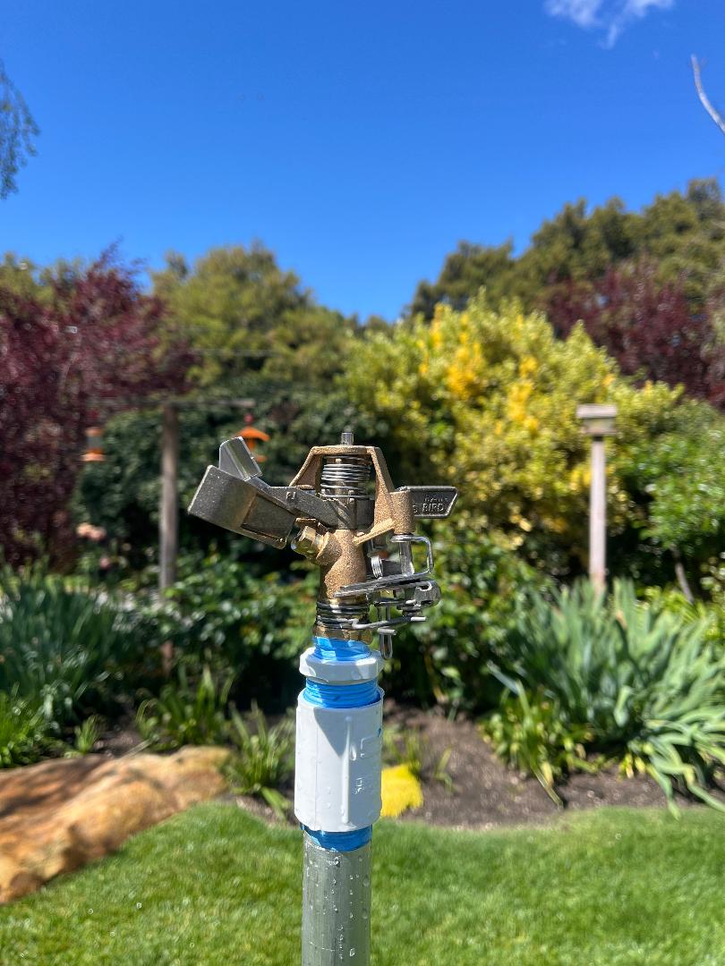 Heavy Duty Tri-Pod sprinkler with Rain Bird #25PJ full/part circle brass impact sprinkler
